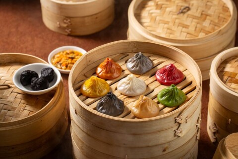 Paradise Dynasty / 楽天皇朝