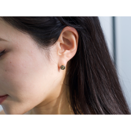 FLOWER pierce 
